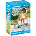 playmobil-my-life-chlopiec-z-psem-71612.webp