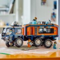 LEGO-City-60471-Ciezarowka-z-laboratorium-arktycznej-odkrywczyni-Seria-ruch-drogowy.jpg