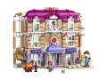 lego-friends-42704-grand-hotel-w-miescie-heartlake-0.webp